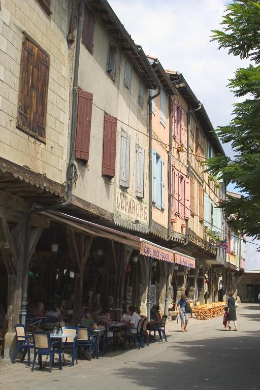 Hotel Le Commerce Mirepoix  Exterior foto